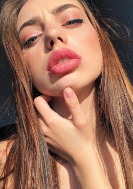 CHARLOTTE AMOUR