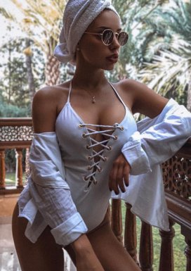 CHARLOTTE AMOUR
